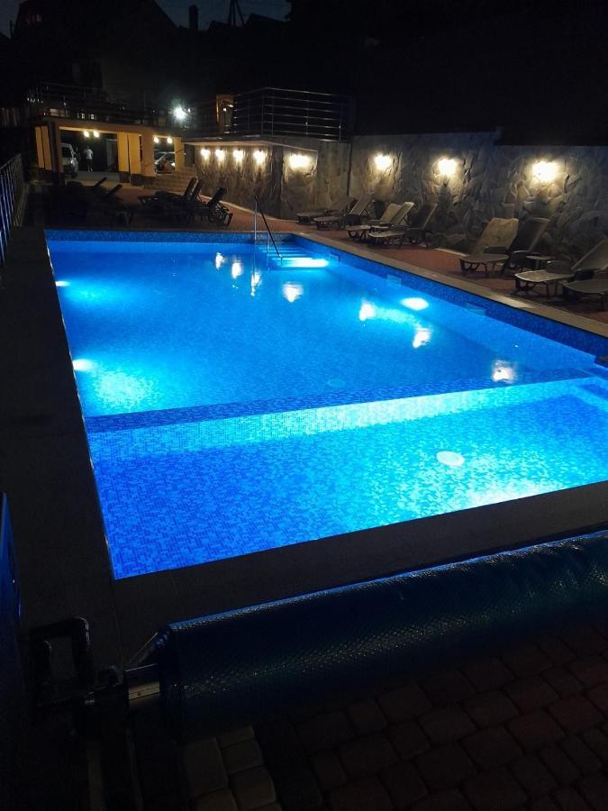 Greku Hotel Bukovel Kültér fotó
